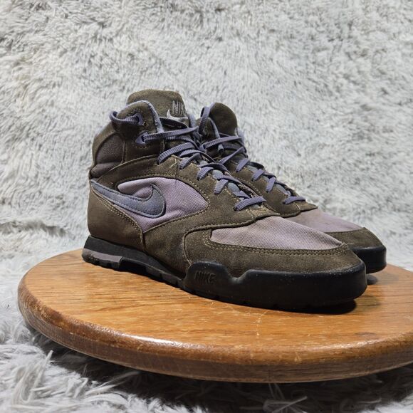 Vintage 90's Nike ACG Air Caldera Women 9.5 Hiking Boots Brown/Purple Shoes Read - Picture 1 of 14
